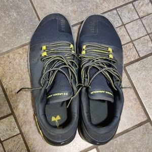 Mens under armour training shoe